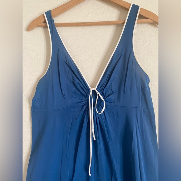 Vintage 1970s Vassarette Maxi Nightgown/Slip - Picture 2 of 5